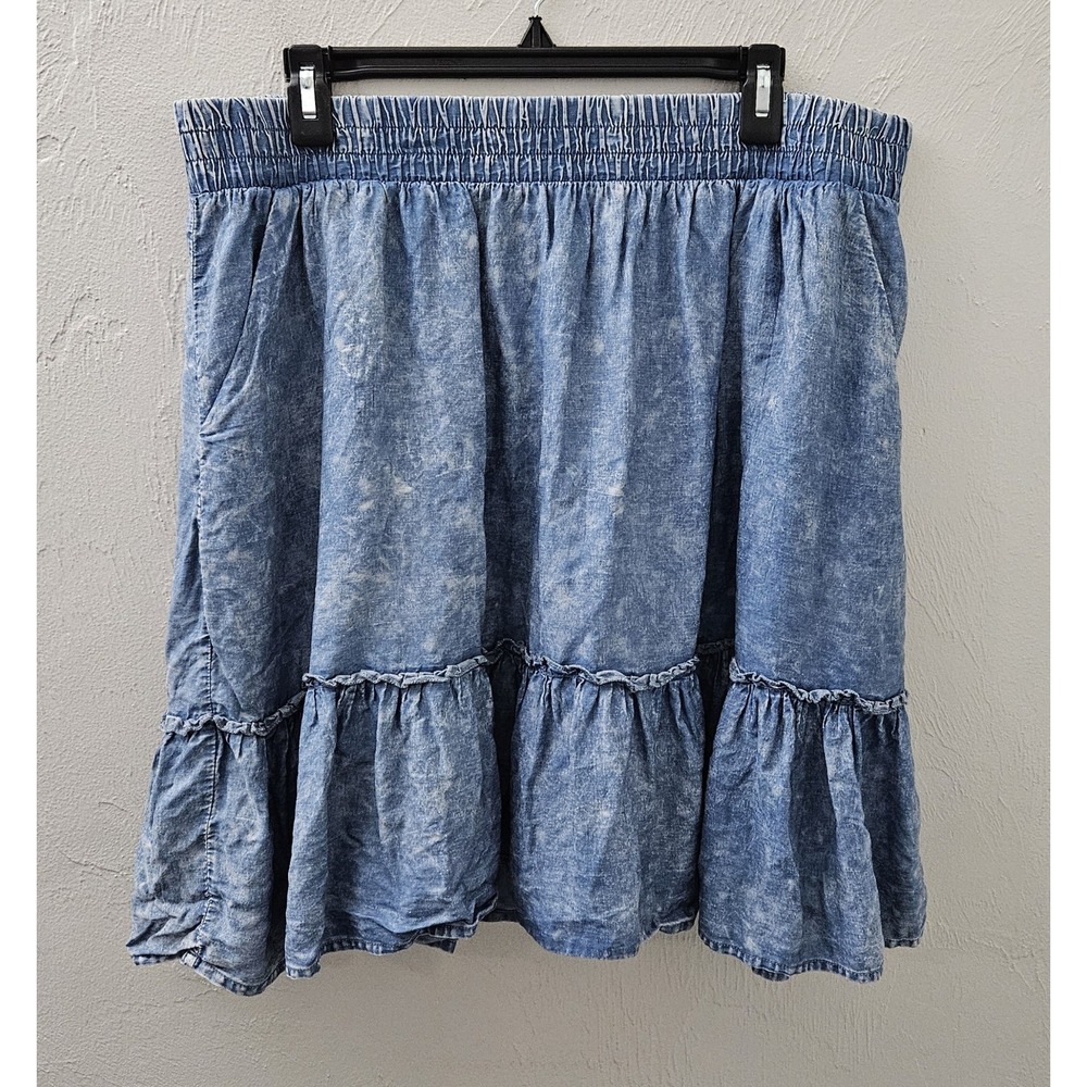 Torrid Skirt Women's Size 1 Blue Chambray Ruffle Edge Tiered Skirt Elastic Waist